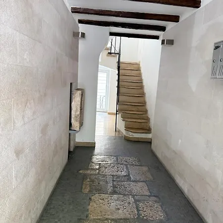 Nika House Μπάρι